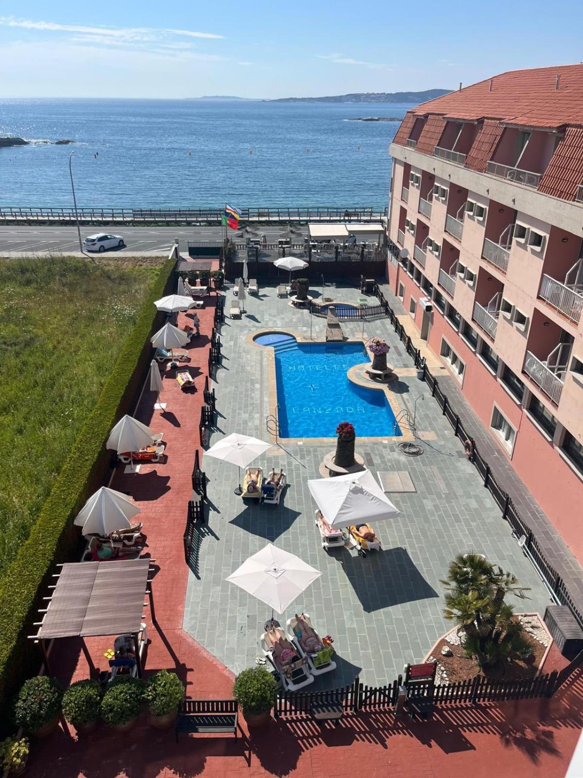 Hotel La Lanzada Playa de la Lanzada Exterior photo
